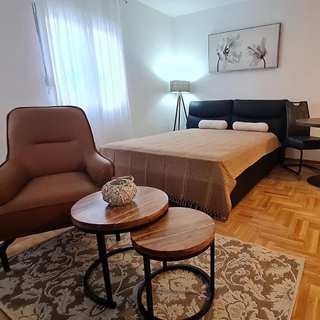 Apartman Tim Lux 1 Vrnjacka Banja Luaran gambar