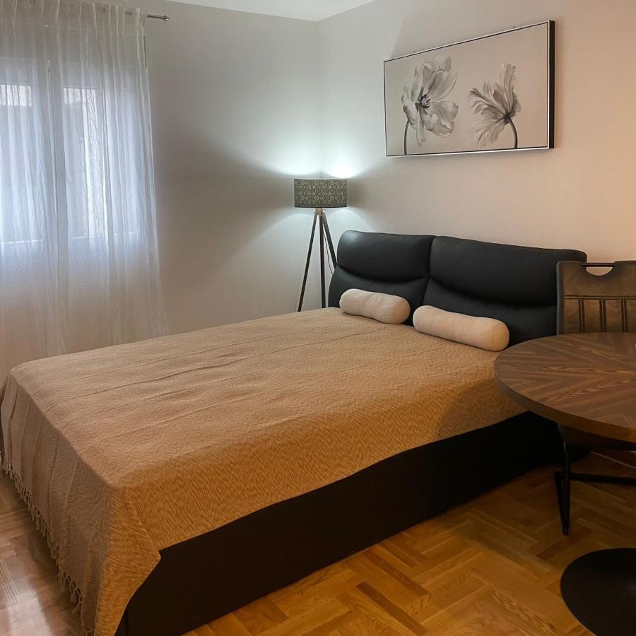 Apartman Tim Lux 1 Vrnjacka Banja Luaran gambar