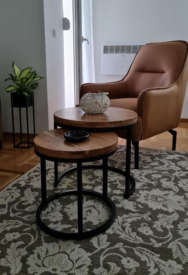 Apartman Tim Lux 1 Vrnjacka Banja Luaran gambar